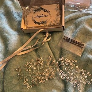 Silver Floral Hair Accessory